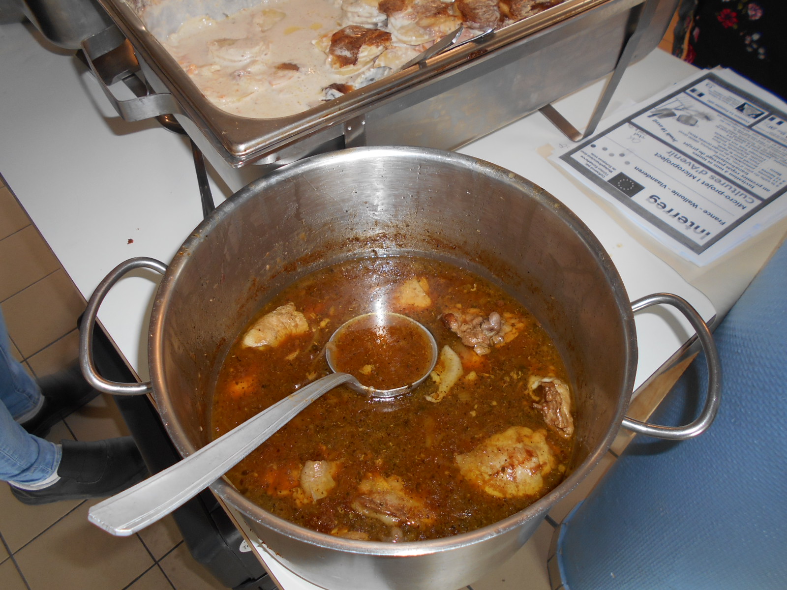 Rsultat ! Poulet sauce tomate, gratin pommes de terre et potiron